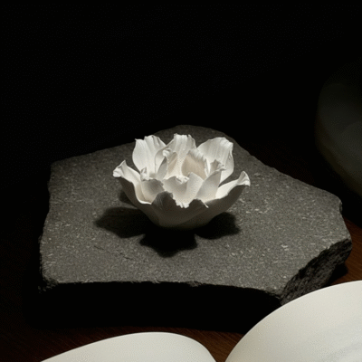 「Scintilla」mini Porcelain Flower Diffuser - The Dream Series -  Santimento